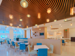 Holiday Inn Express Luoyang Yichuan