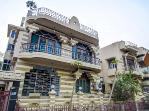 OYO 79197 Ashish Inn Guest House