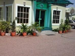 Quarter House Hotel