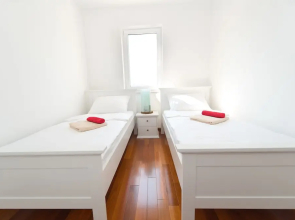 Villa Mediterranean Garden