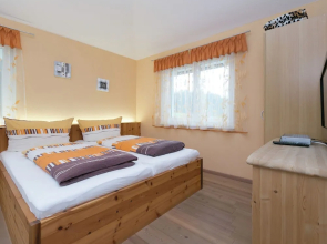 Rich Holiday Home with Sauna, Garden & Valley-Views in Itter