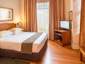 Courtyard Hotel Arcadia