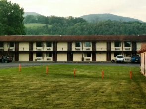 Marlinton Motor Inn