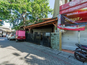 OYO Life 94040 Agung Home Stay