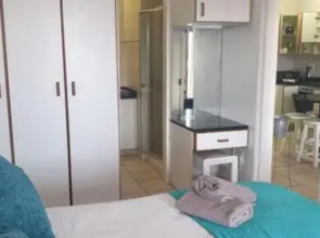 Dumela Margate Flat No 18