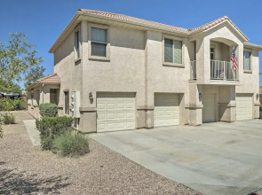 Dtwn Mesquite Condo w/ Resort Pool: Golf & Gamble!
