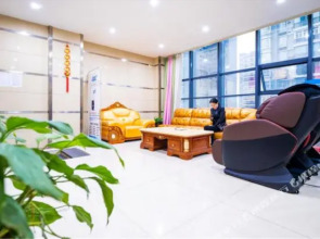 Yijia Landscape Hotel (Langzhong Municipal Government)