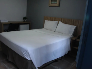 CR Hotel Bueno