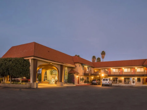 Laurel Inn Motel