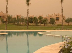 Golf City Apartment