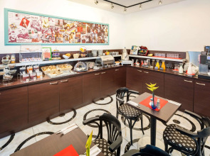 Best Western Plus Celebrity Suites