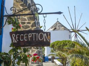 Milos Villas Hotel