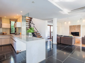 Sanya Chenxi Holiday Villa Apartment