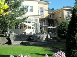 Perth Manor Boutique Hotel