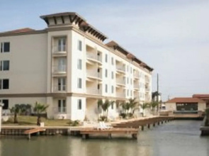 Las Marinas Condominium 401
