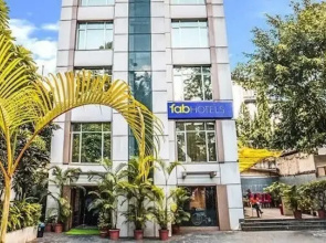 FabHotel Prime Rapid Lakme Executive