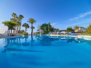 Hotel Jardín Tecina