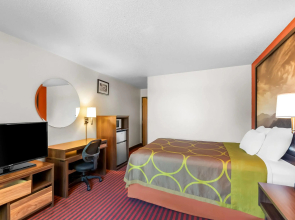 Super 8 by Wyndham Dumfries/Quantico