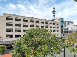 QV City Central Viaduct Area with Carpark - 927