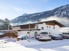 Cosy Holiday Home in Langenfeld