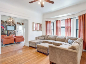 Downtown San Jose Apt w/ Deck: 1 Mi to SAP Center!