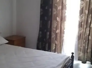 3 bedrooms house