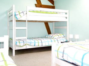 House With 4 Bedrooms in Monthenault, With Furnished Garden and Wifi -