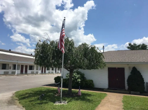Ambassador Inn And Suites