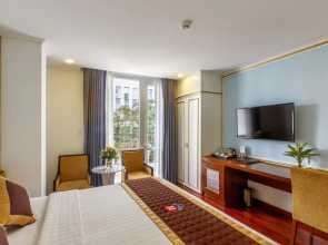 Huong Sen Annex Hotel