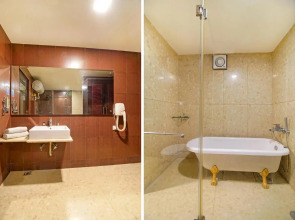 Fabhotel White Klove