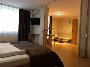 EXPO Hotel Comfort