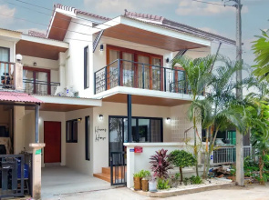 House Near Beach table TennisPool V230