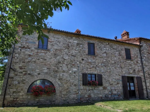 Tranquil Farmhouse near Center in Umbertide with Garden