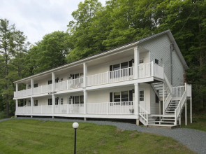 Lake Bomoseen Lodge
