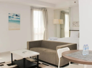 Nice And Comfy Studio Azalea Suites Apartment