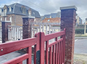 Appartement avec terrasse vue mer