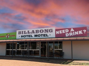 Billabong Hotel Motel
