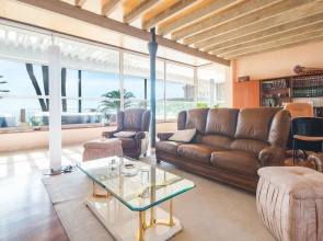 Luxury Beachfront Villa in Tarragona TH 63