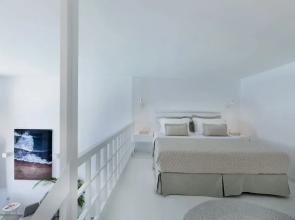 Aether Suite by Caldera Houses