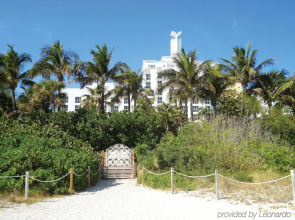 The Palms Hotel & Spa