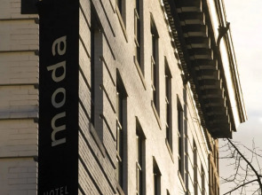 Moda Hotel