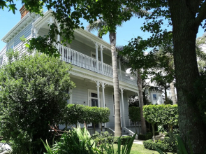 Andelin Guest House