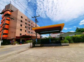Centerpoint Hotel