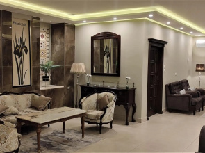 Black Iris Hotel II