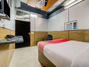 OYO 18561 Hotel Athiti