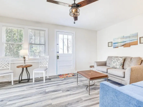 Quiet Grove Hill Cottage w/ Wraparound Deck!