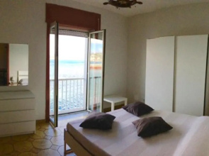 Castello Apartment