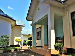 Amazing Arusha Furaha Lodge