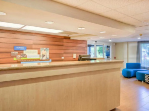 Fairfield Inn & Suites Raleigh Crabtree Valley