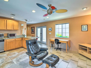 Paradise Valley Cottage Near Hiking Trails!